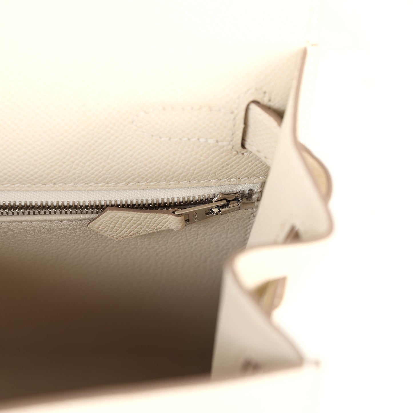 Hermes Kelly Sellier 28 Craie Epsom Palladium Hardware