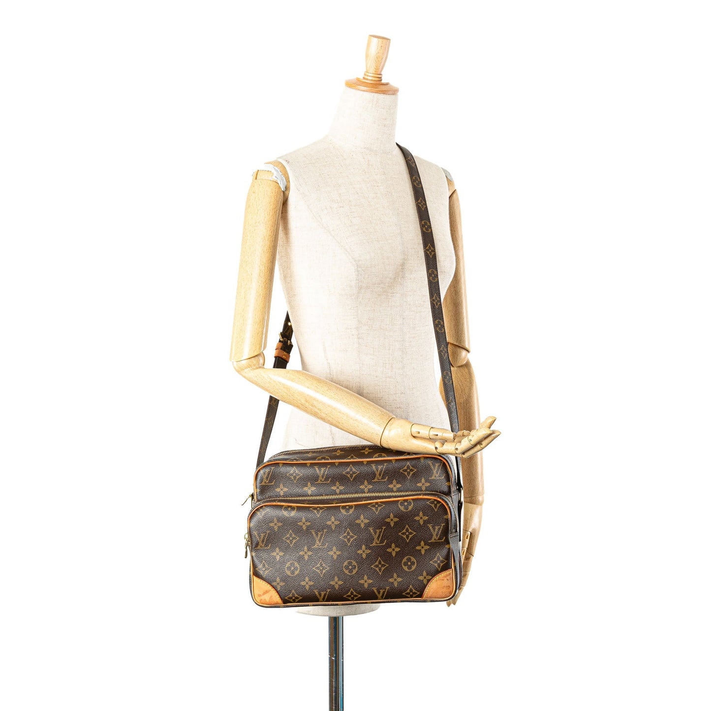 Louis Vuitton Monogram Nil Crossbody Brown