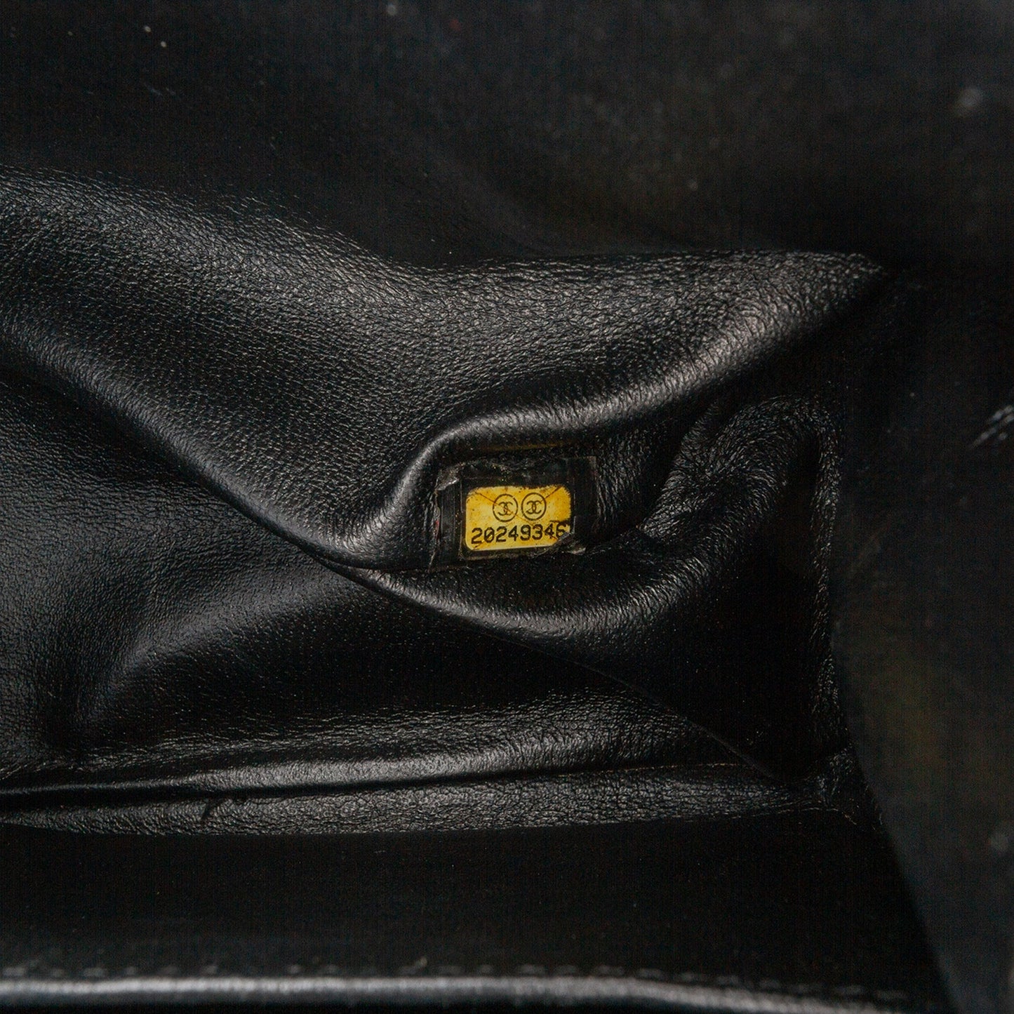 Chanel Quilted Patent Caviar 2.55 Reissue Flap 226 Black
