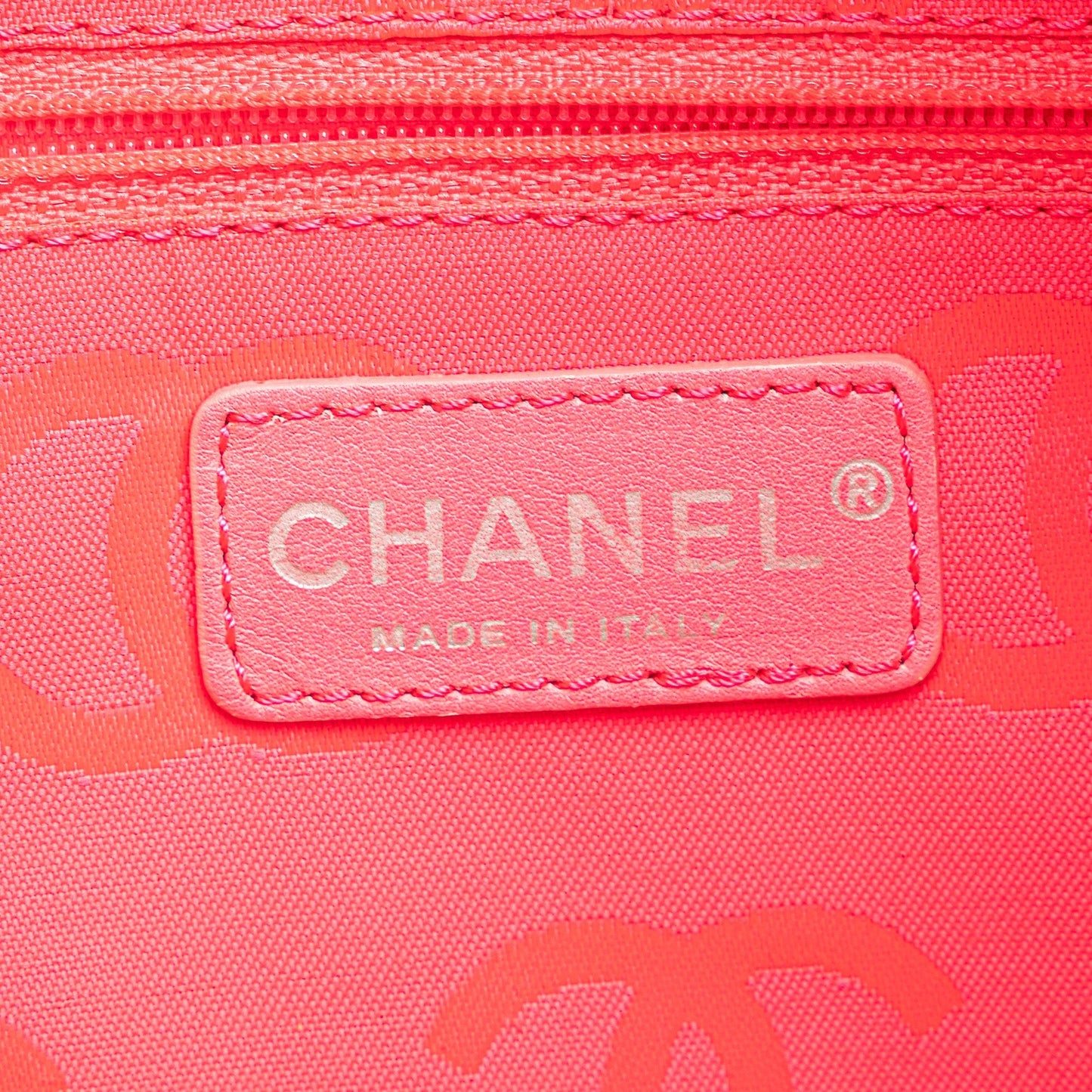 Chanel Medium Cambon Ligne Tote White