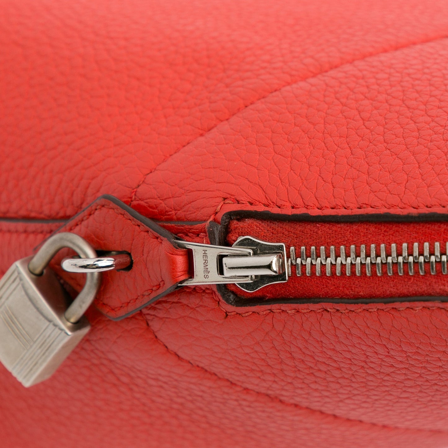Hermès Clemence Bolide 31 Red