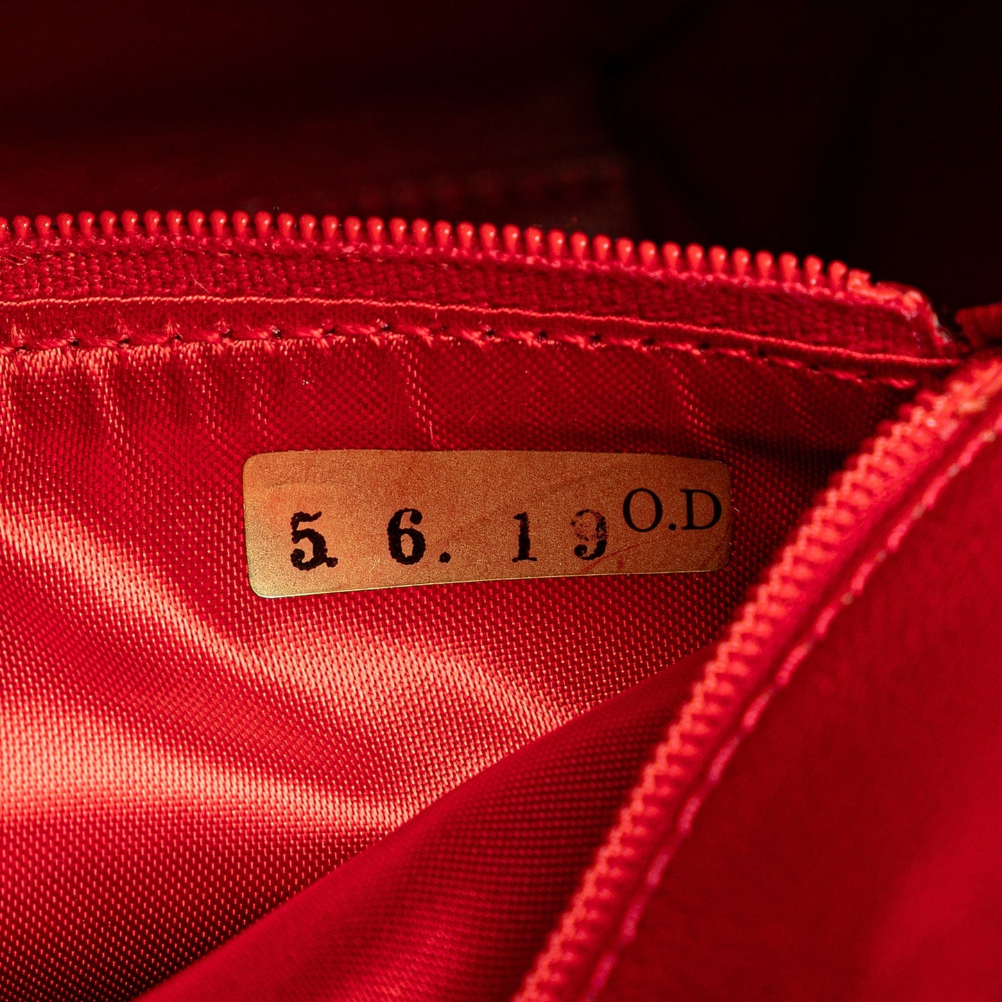 Chanel CC Quilted Caviar Chain Camera Bag Red
