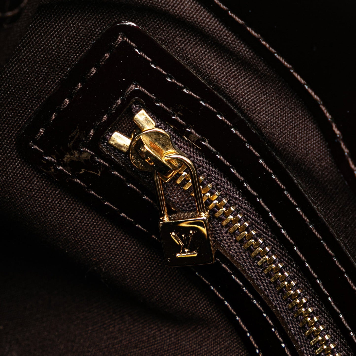 Louis Vuitton Monogram Vernis Wilshire PM Purple