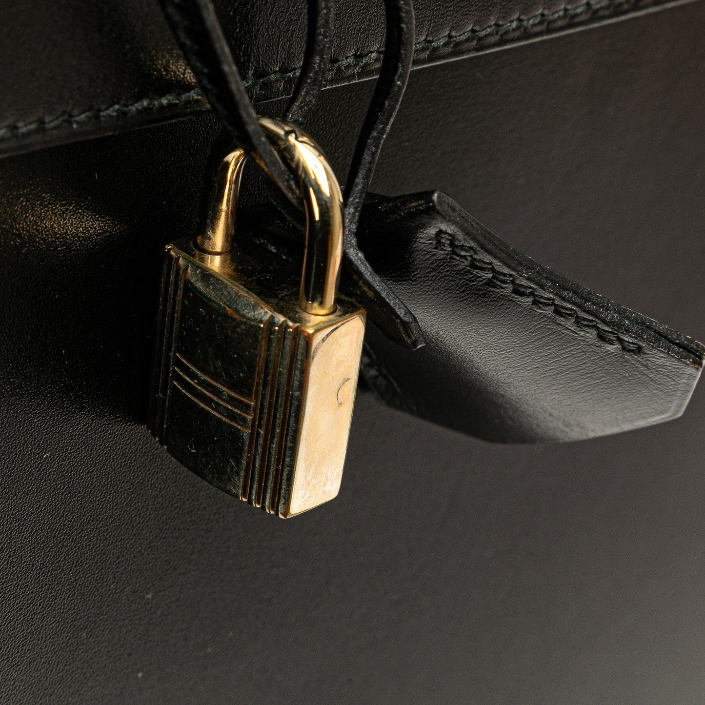 Hermès Box Calf Kelly Sellier 32 Black