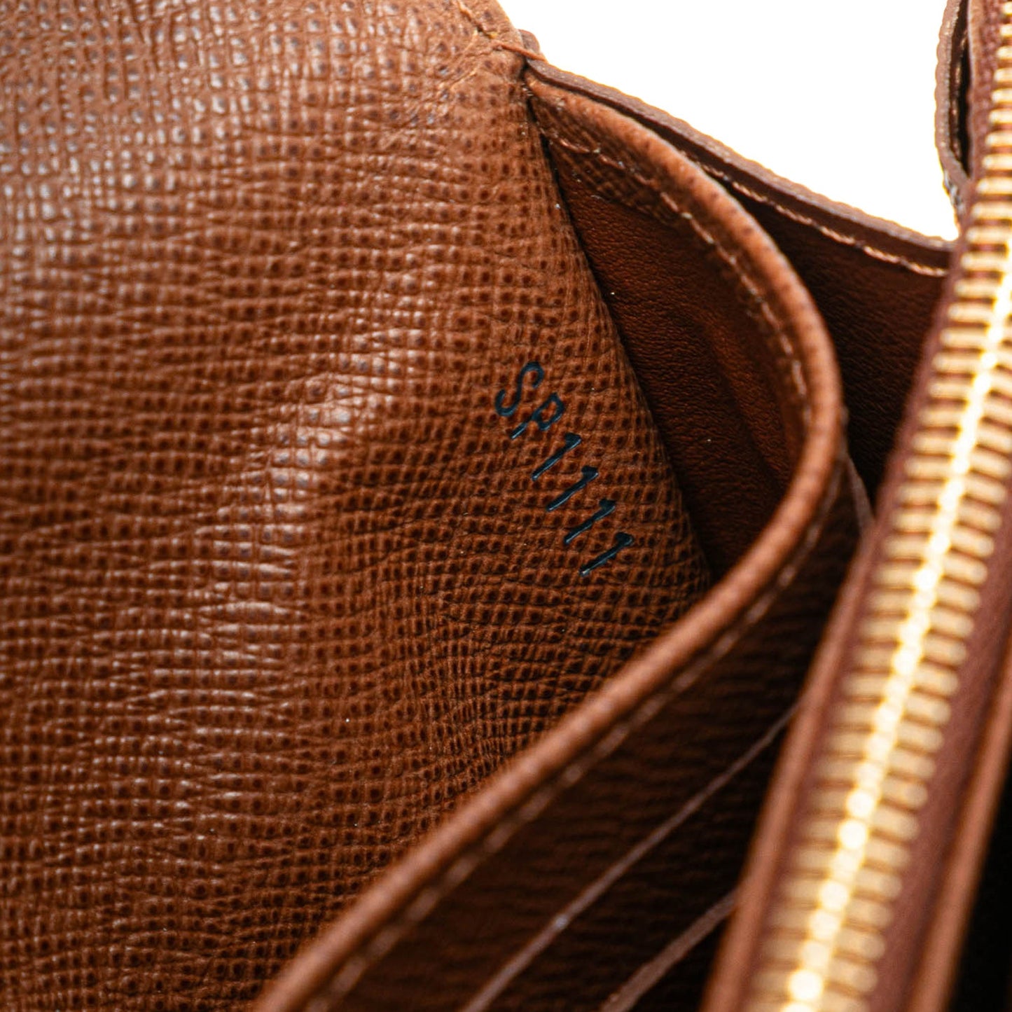 Louis Vuitton Monogram Etoile Sarah Wallet Brown