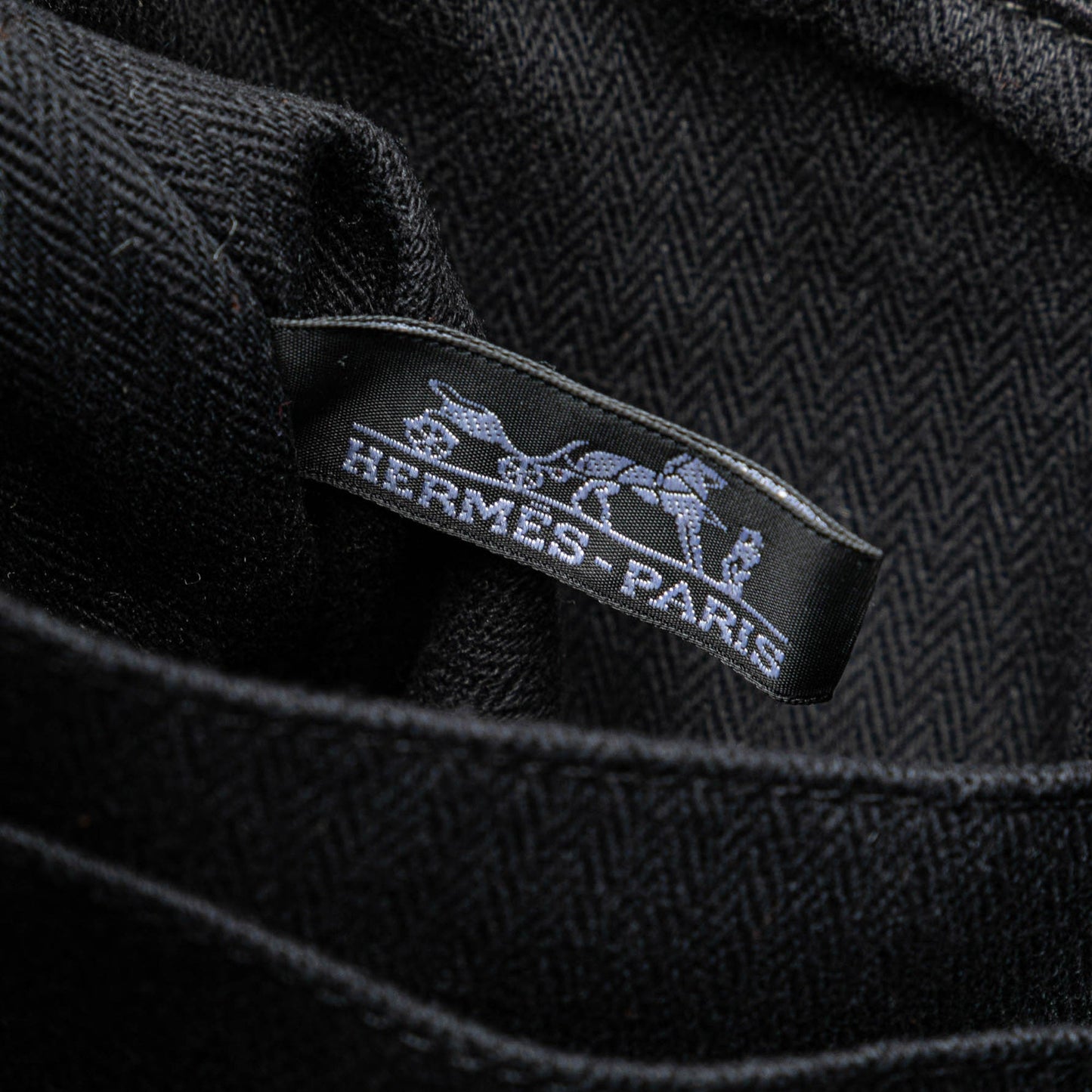 Hermès Caravan Horizontal MM Black