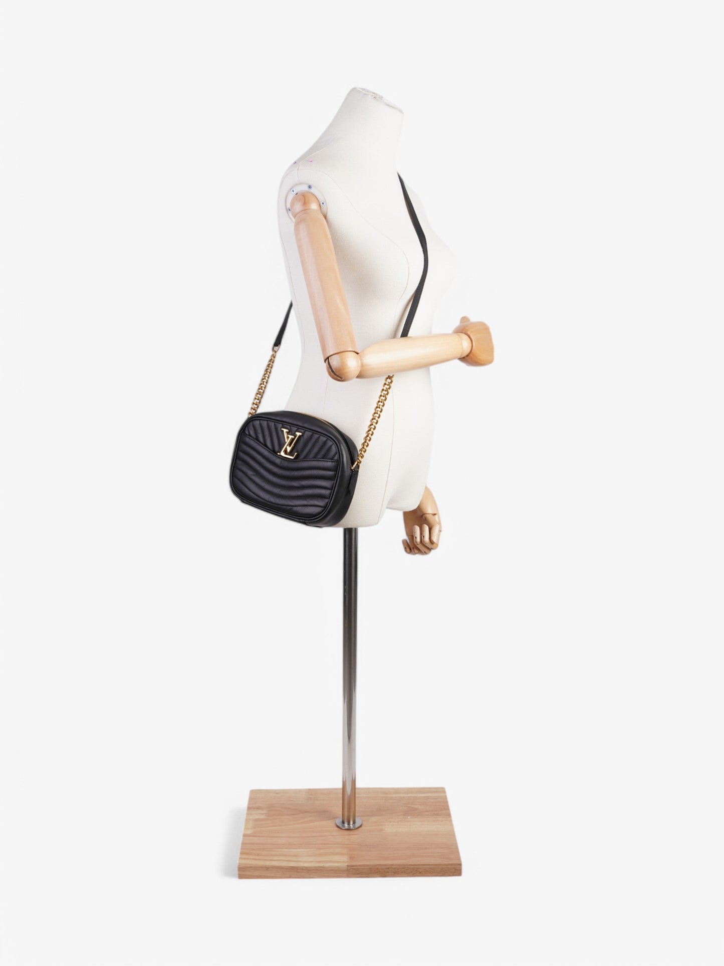 Louis Vuitton New Wave Chain Shoulder Black Calfskin Leather Small
