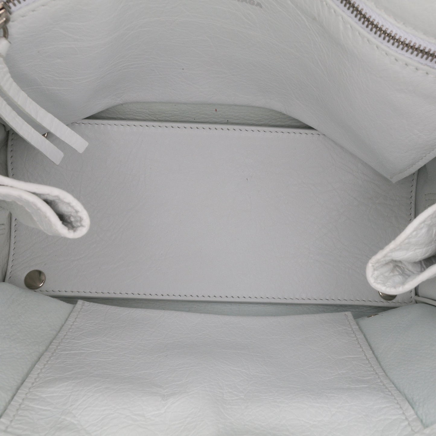 Balenciaga Mini Lambskin Graffiti Papier A4 Zip Around Satchel White