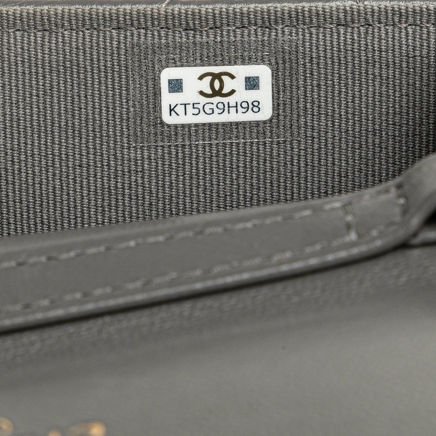 Chanel Lambskin 19 Flap Coin Purse With Chain Gray