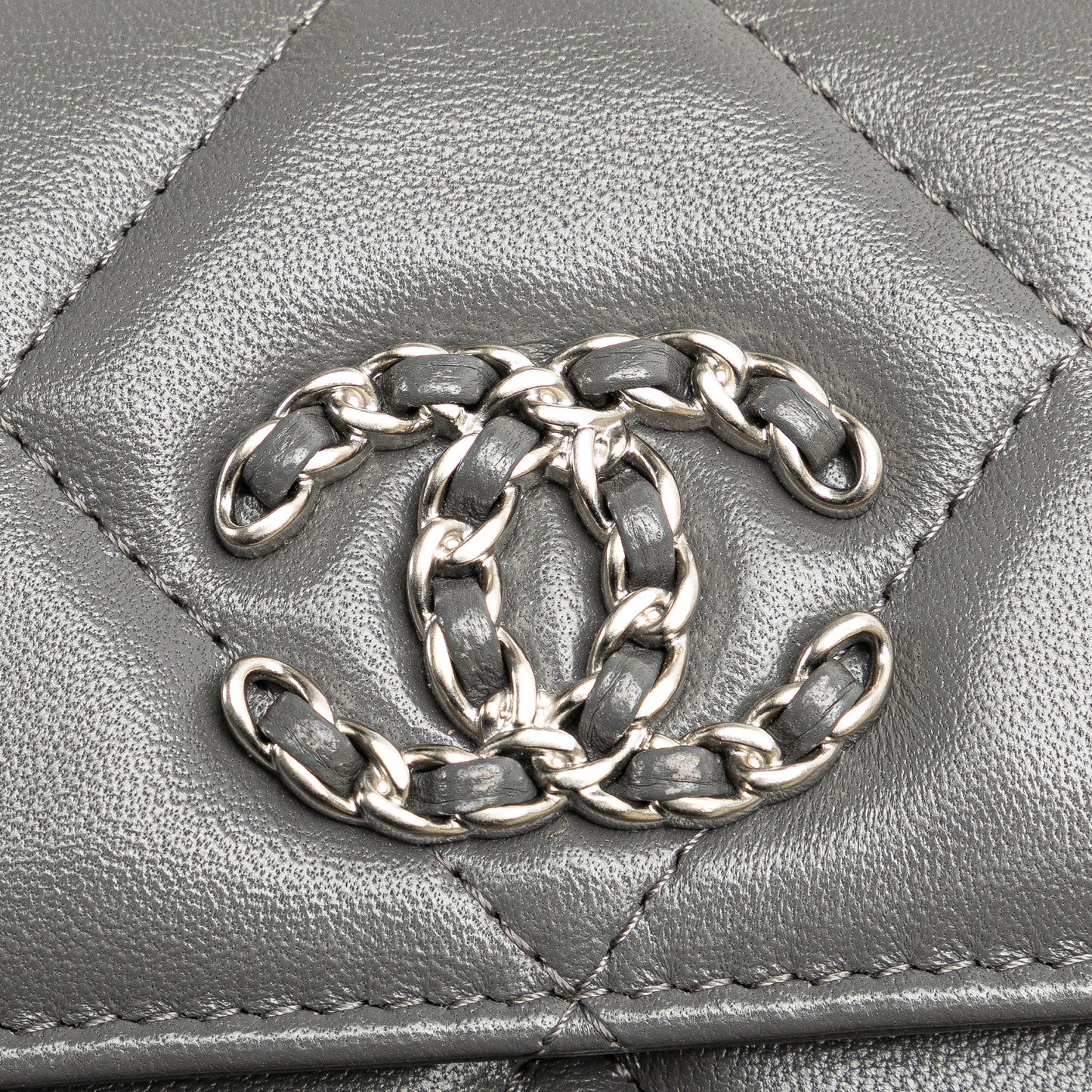 Chanel Lambskin 19 Flap Coin Purse With Chain Gray