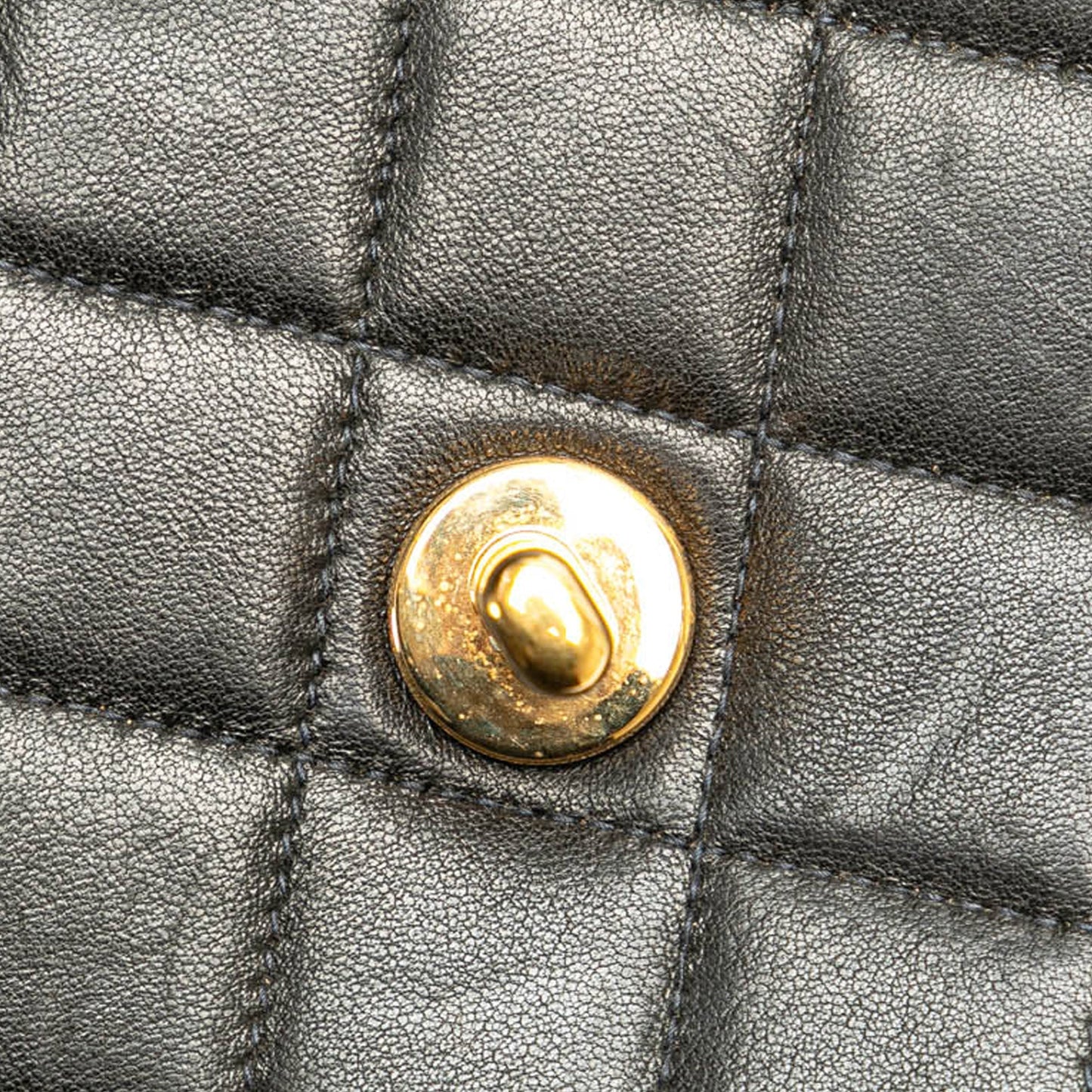 Chanel Medium Classic Lambskin Kelly Flap Black