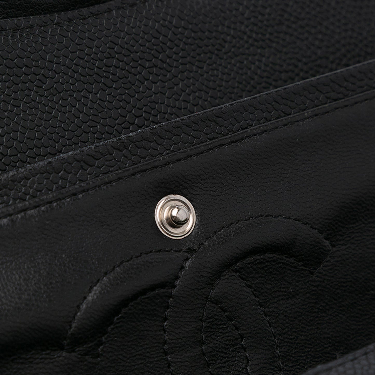 Chanel Medium Classic Caviar Double Flap Black