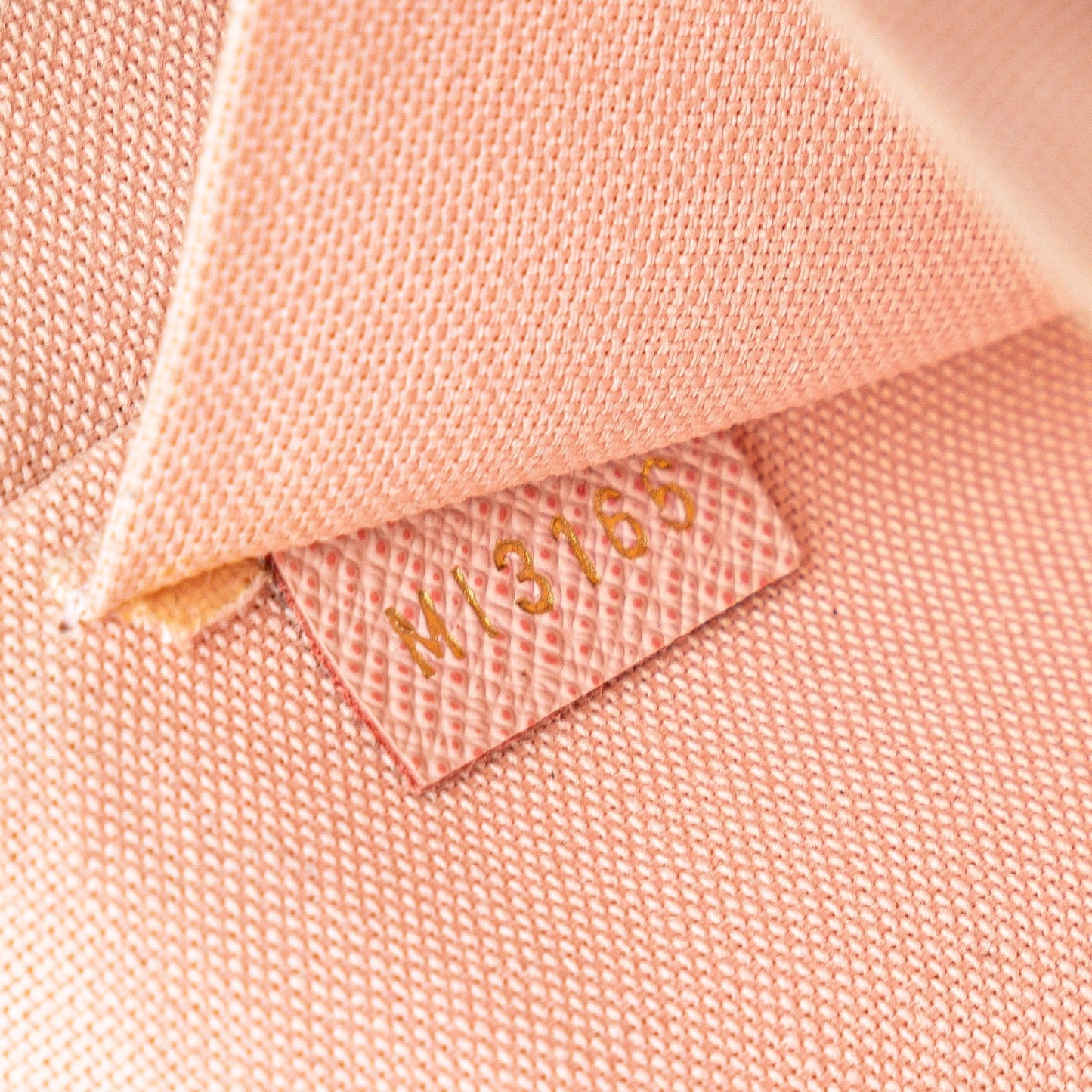 Louis Vuitton Damier Azur Pochette Felicie White