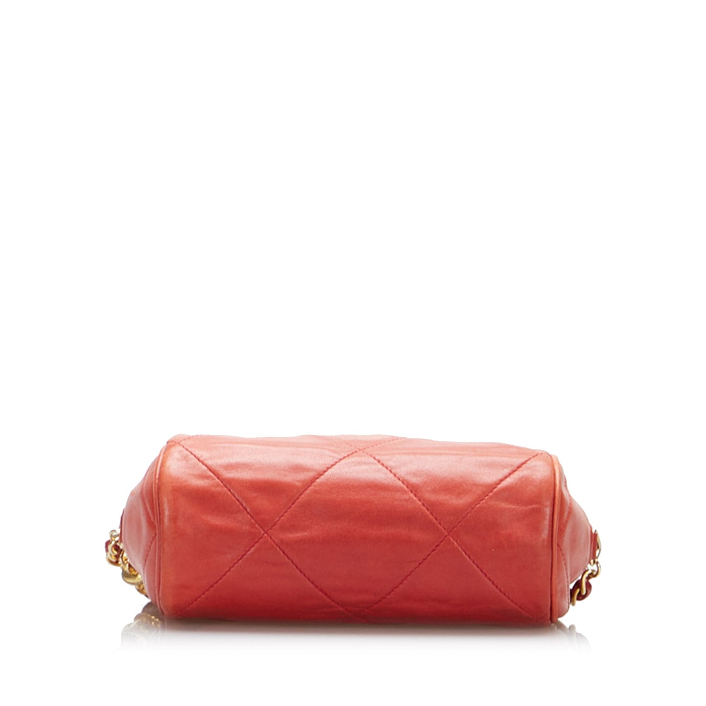 Chanel sac Ã  bandouliÃ¨re rond rouge matelassÃ© Ã  franges et pompons