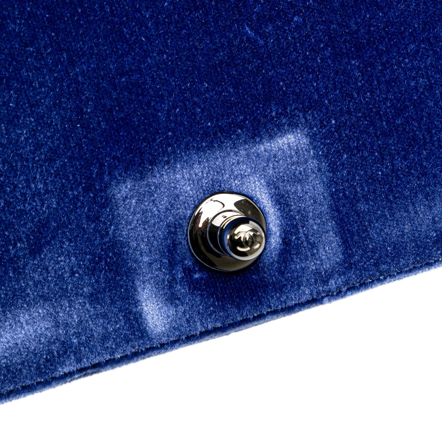 Chanel Medium Quilted Velvet Boy Flap Blue