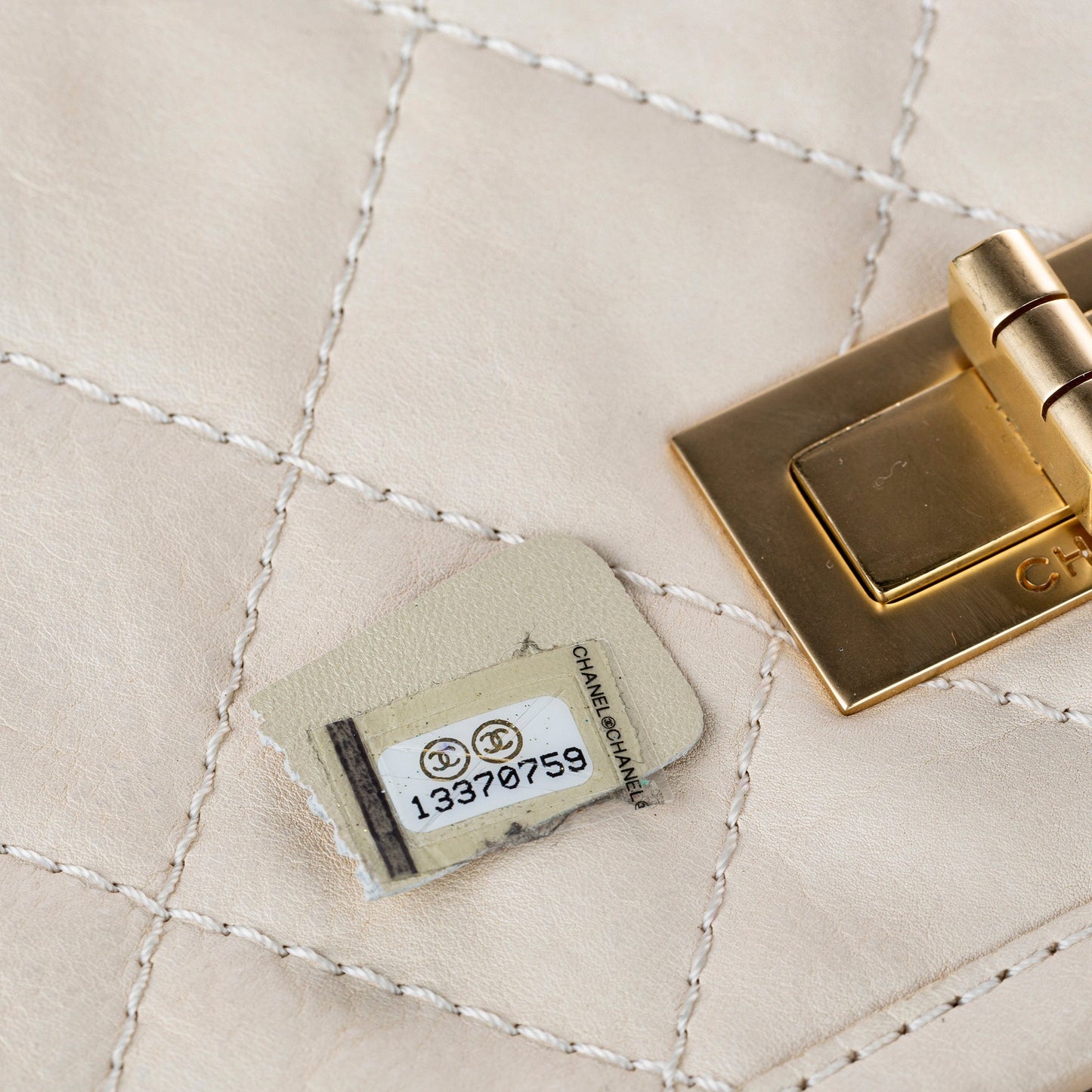 Chanel Natural Beauty Split Pocket White