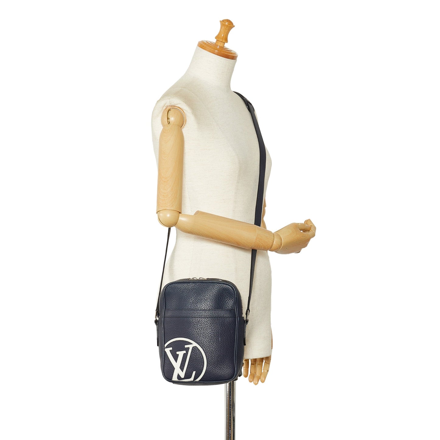 Louis Vuitton Taurillon Danube LV Circle  PM Blue