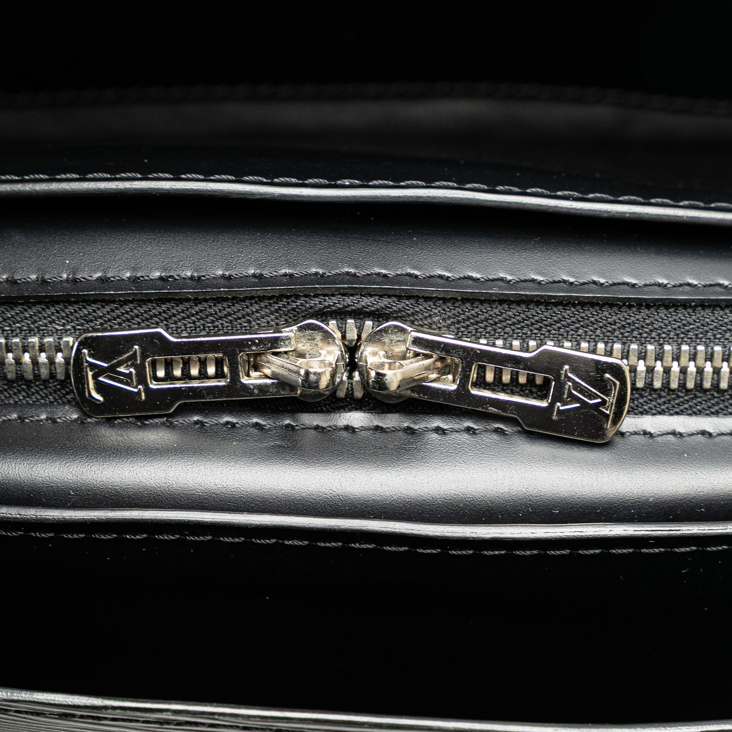 Louis Vuitton Epi Pont Neuf GM Black