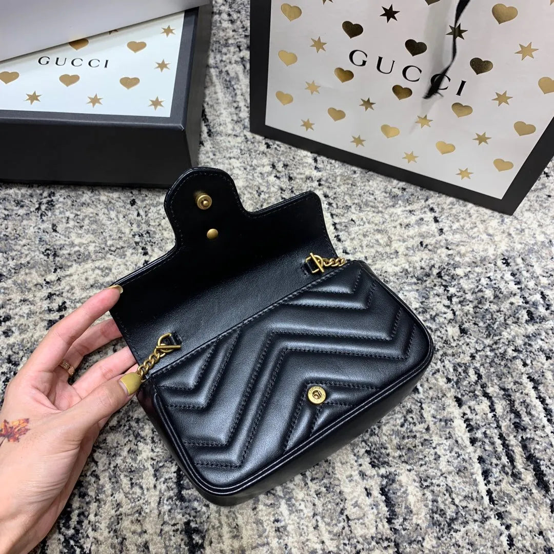Gg Marmont Mini 16.5Cm Black Calfskin Gold Hardware