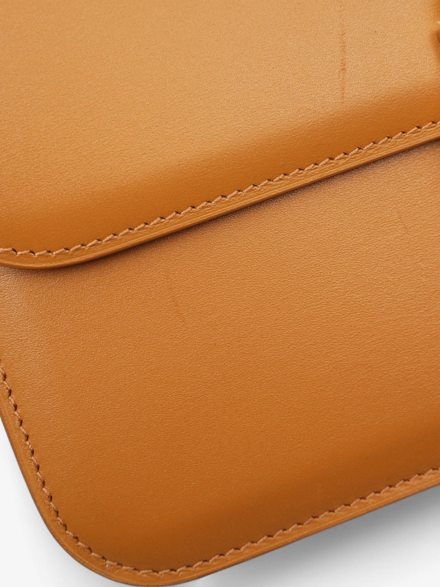 Saint Laurent Le CarrÃ© Caramel Leather Medium