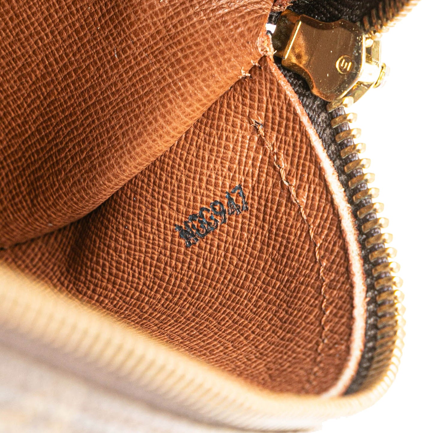Louis Vuitton Monogram Papillon 26 Brown