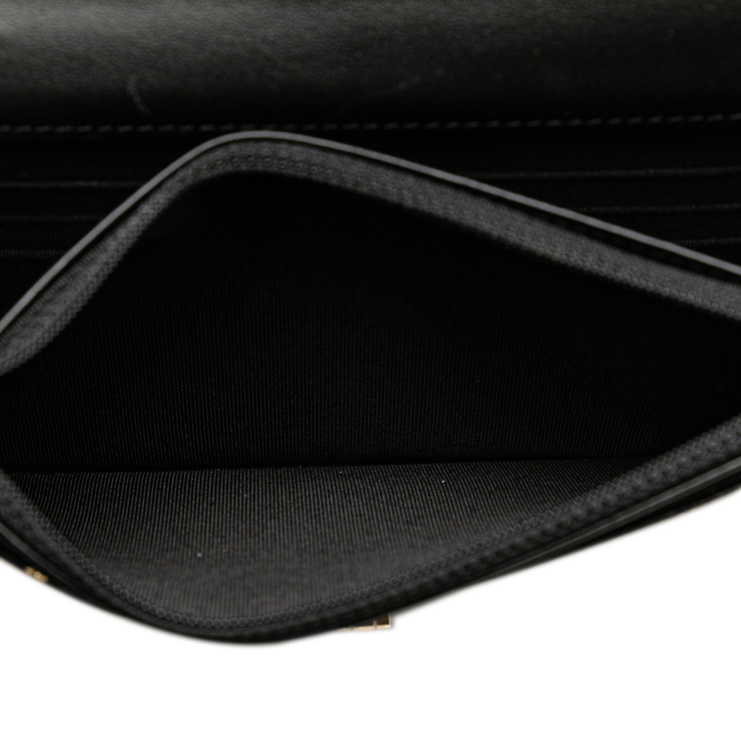 Chanel Calfskin Crocodile Embossed Graffiti 2.55 Cocodile Reissue Wallet On Chain Black