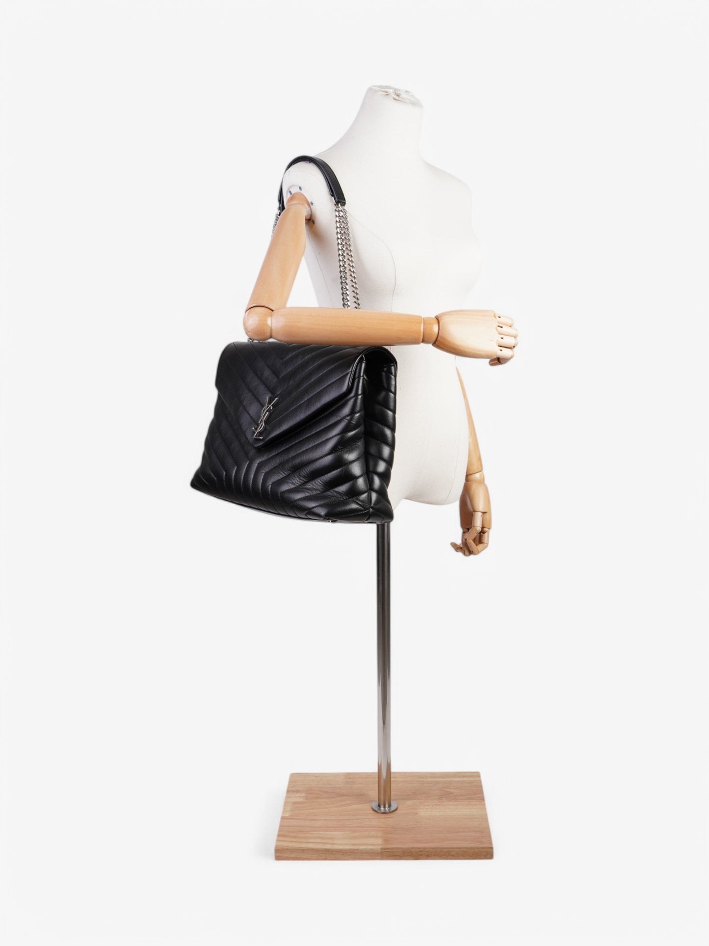 Saint Laurent Loulou Black Leather Large