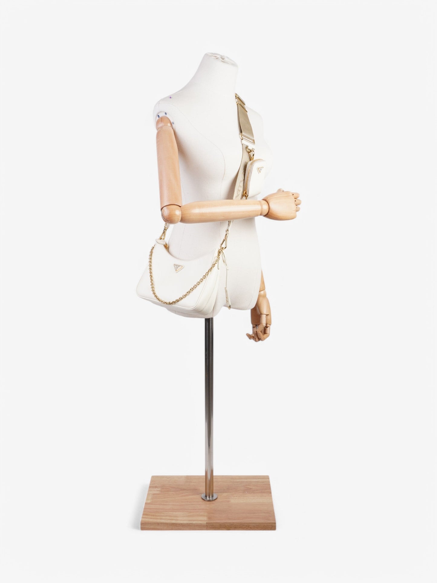 Prada Hobo Re-Edition 2005 White Saffiano Leather