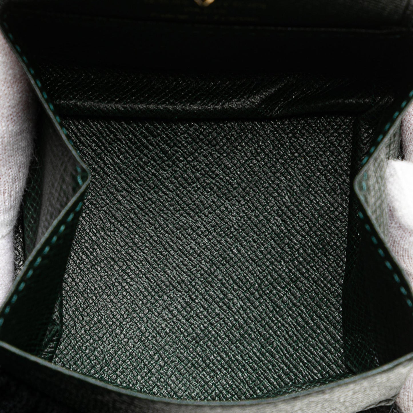 Louis Vuitton Taiga Porte Monnaie Boite Coin Purse Green