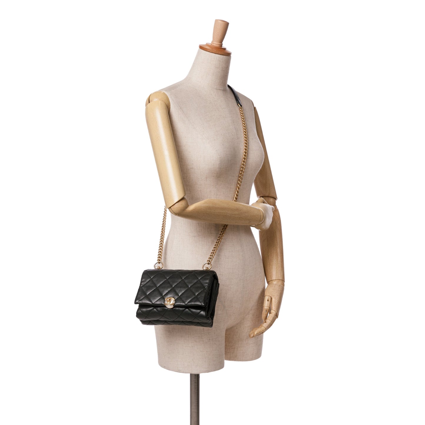 Chanel Quilted Calfskin Pearl CC Accordion Flap Black