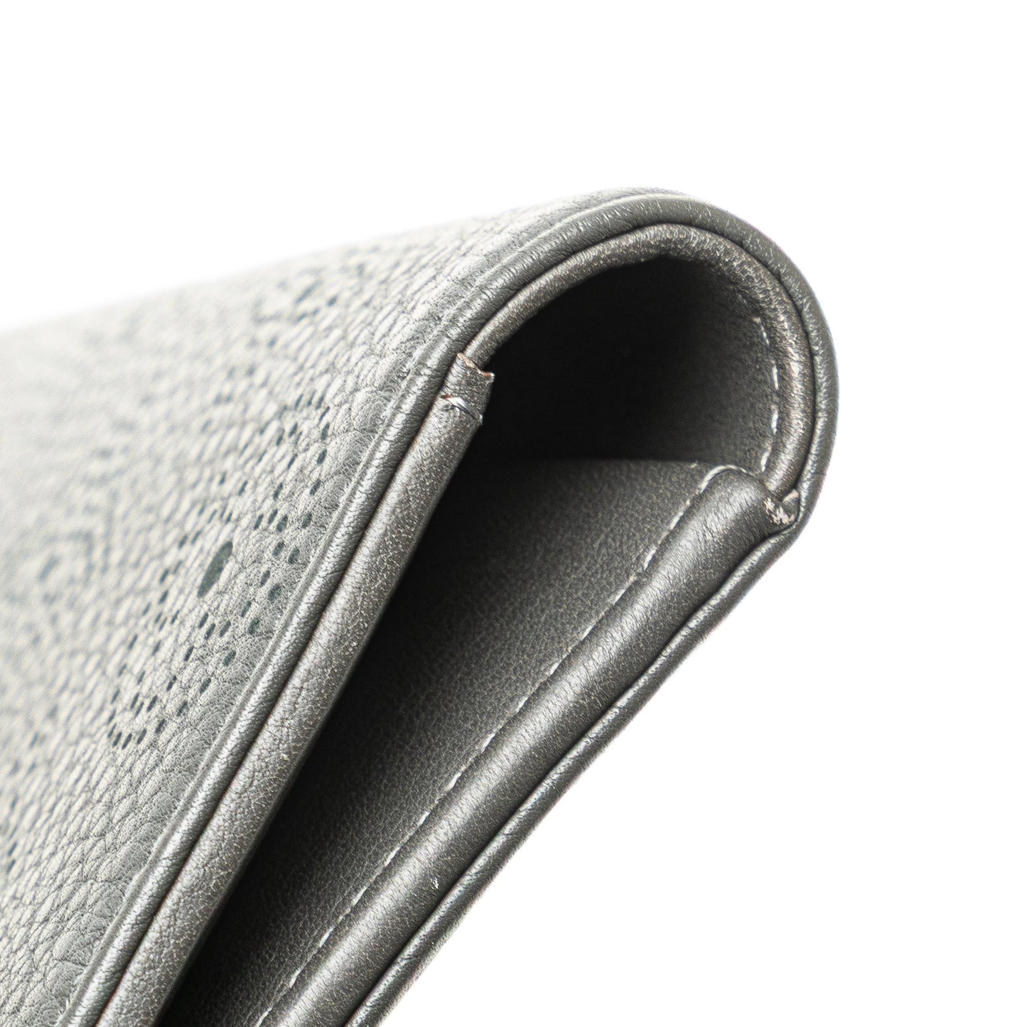 Louis Vuitton Mahina Amelia Wallet Gray