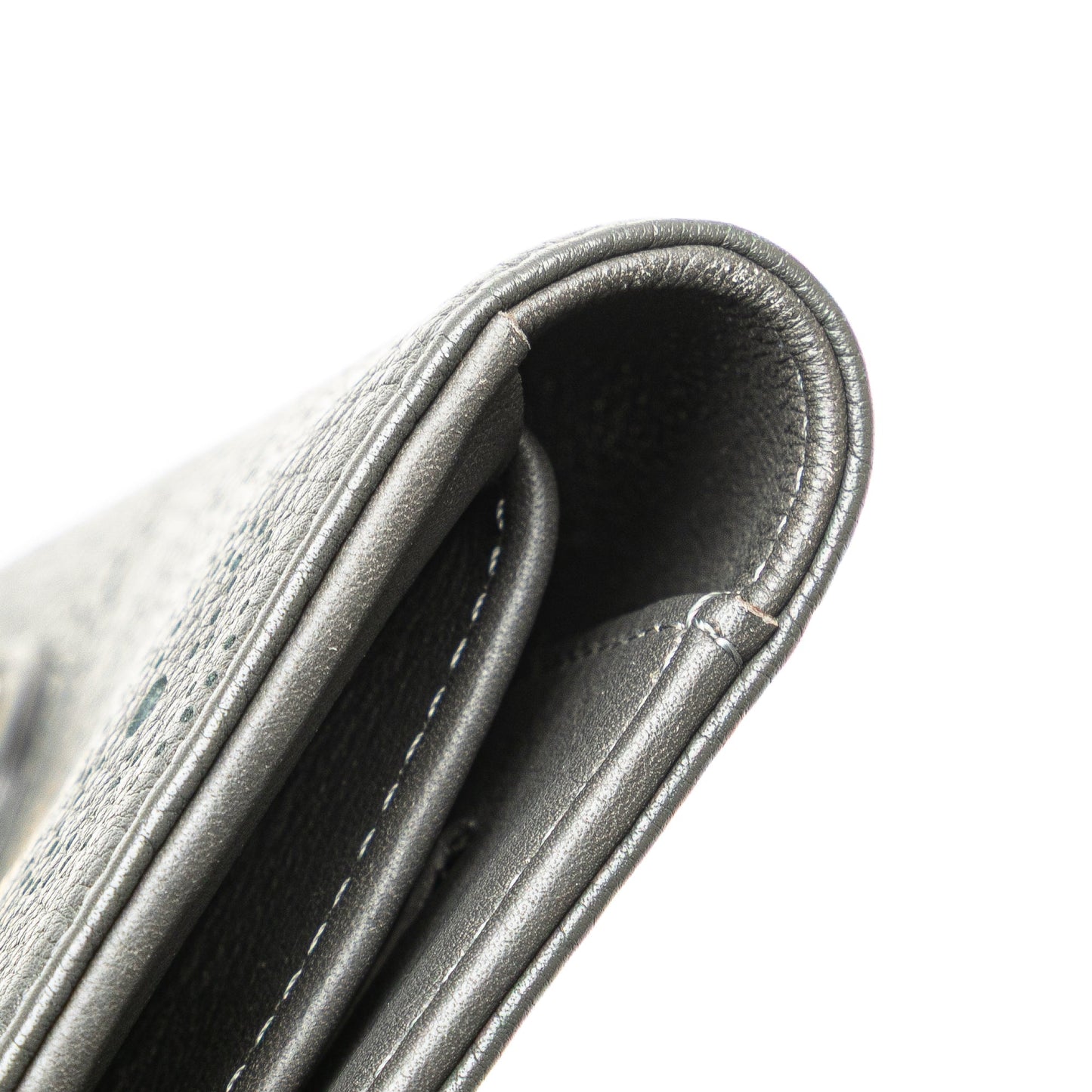Louis Vuitton Mahina Amelia Wallet Gray