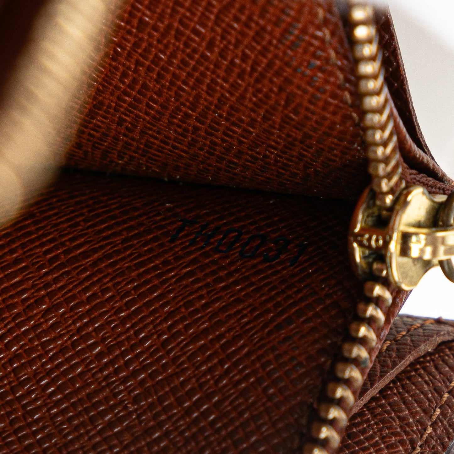 Louis Vuitton Monogram Sarah Long Wallet Brown