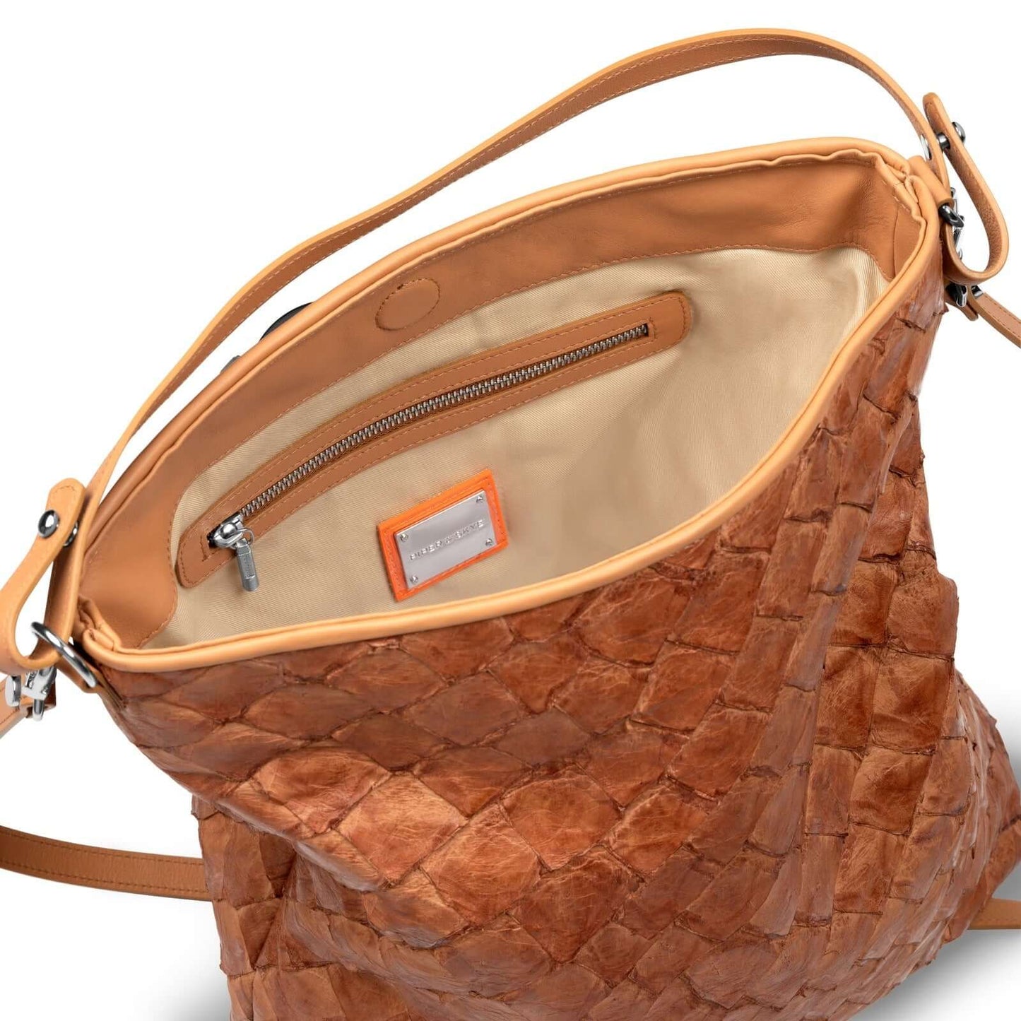 Playa Shoulder Bag - Cognac Pirarucu