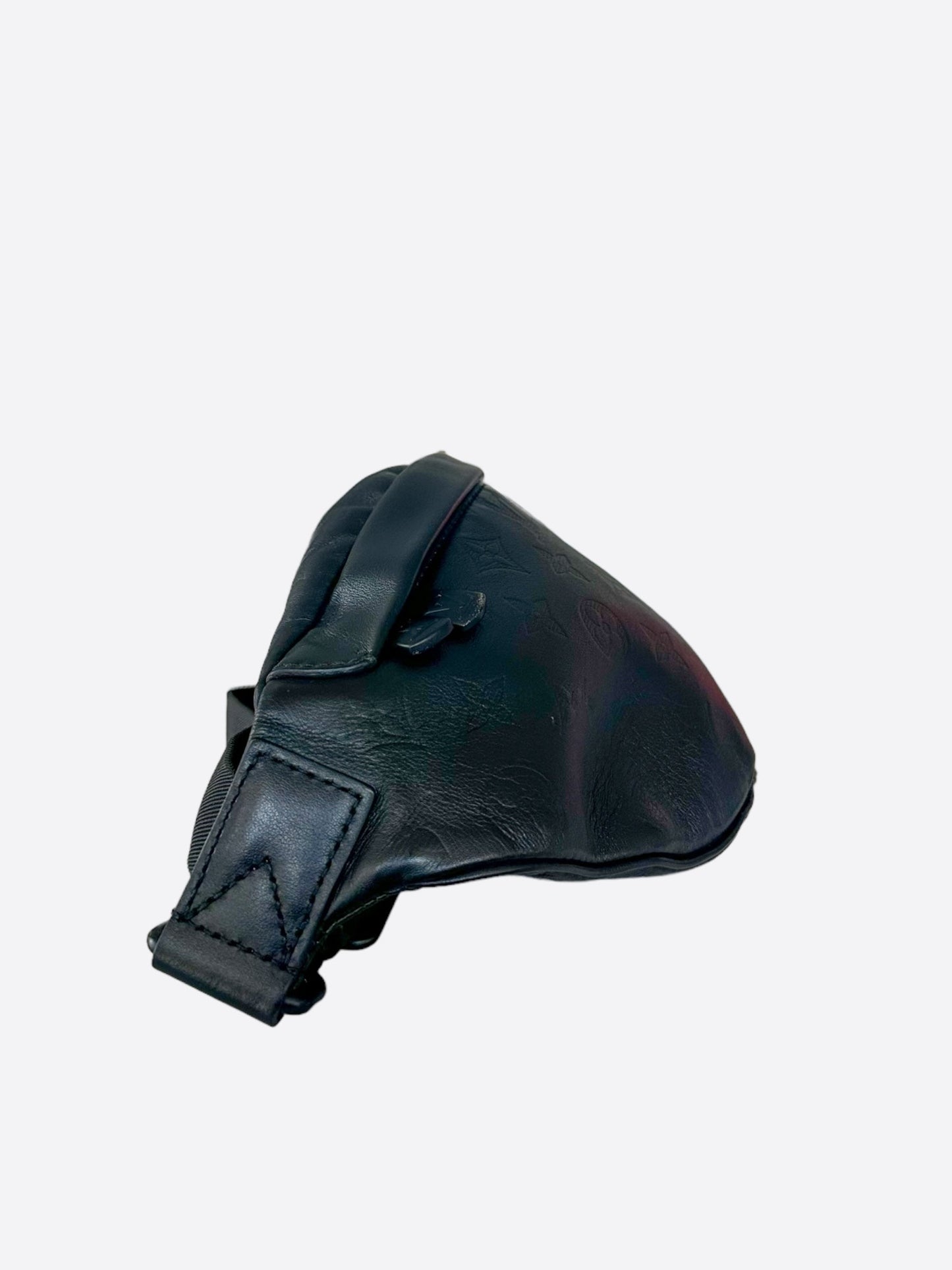Louis Vuitton Black Monogram Shadow Discovery Bumbag