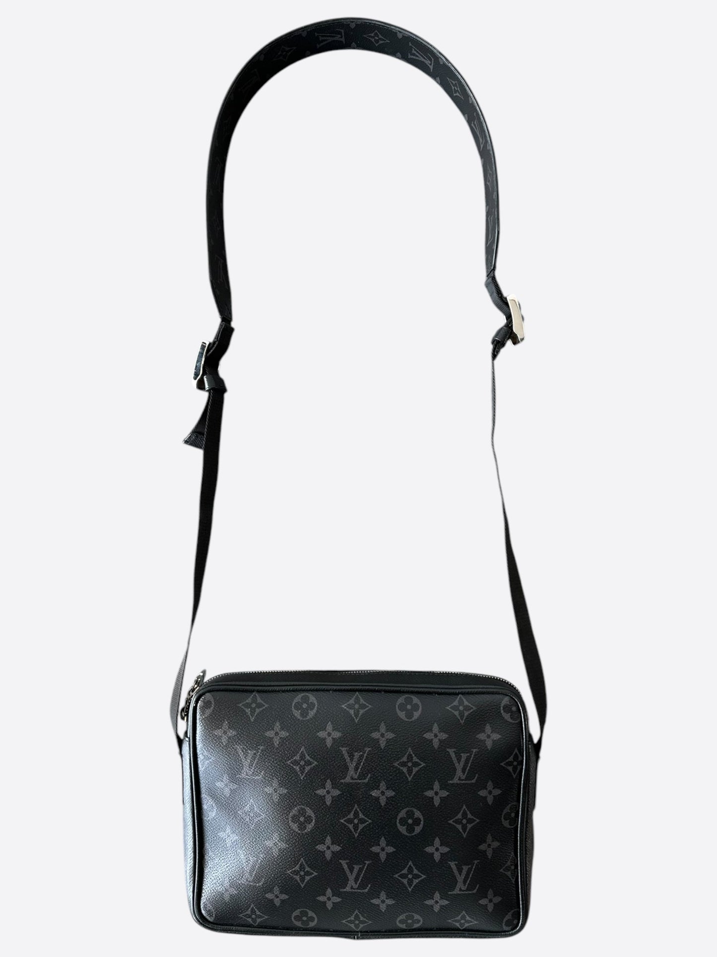 Louis Vuitton Monogram Eclipse Taigarama Outdoor messenger Bag