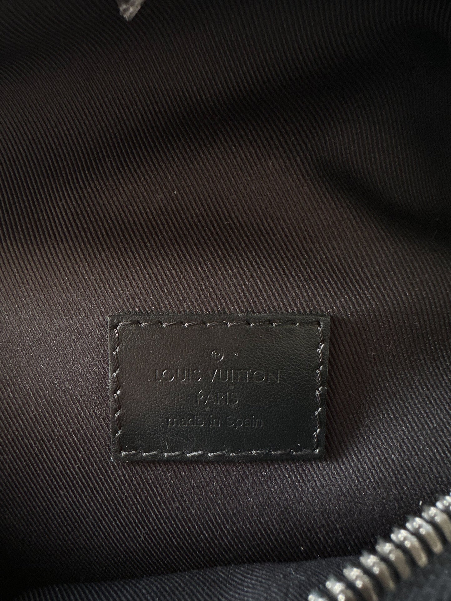 Louis Vuitton Monogram Eclipse Discovery Bumbag