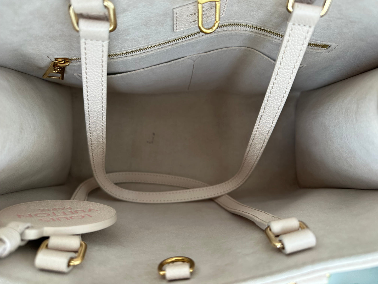 Louis Vuitton Beige Empreinte Monogram Spring In The City OnTheGo MM
