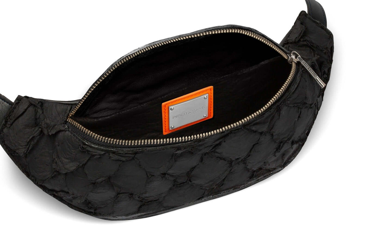 Mac Pack - Black Pirarucu