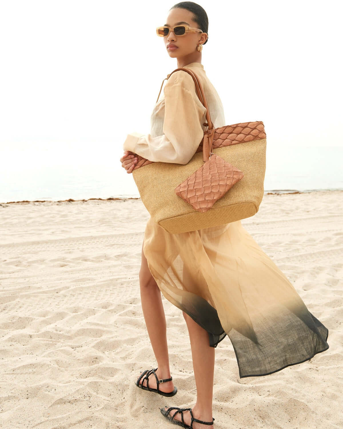 Rio Beach Bag - Cognac Pirarucu and Camel Raffia
