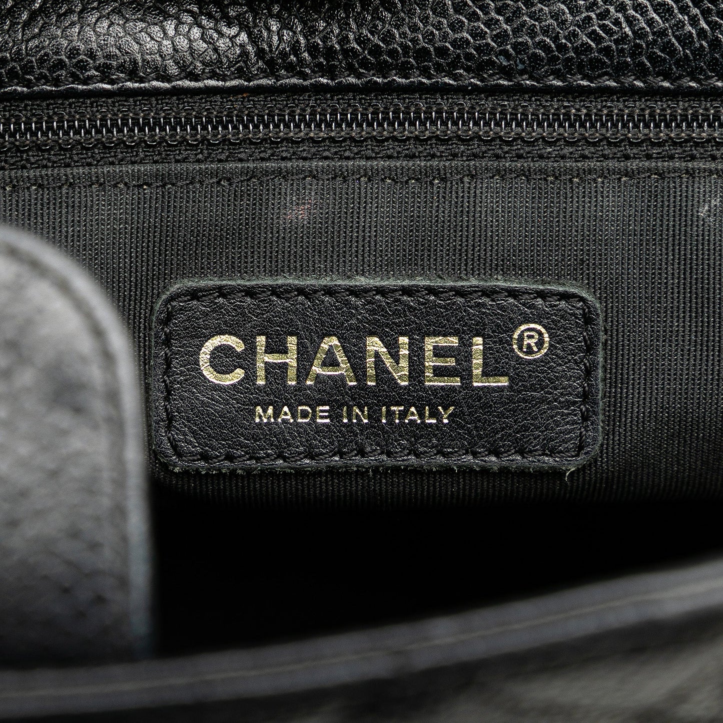Chanel Caviar Petite Shopping Tote Black
