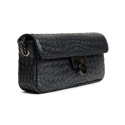 Long Chicca Women Intrecciato Leather Bag in Softy Black