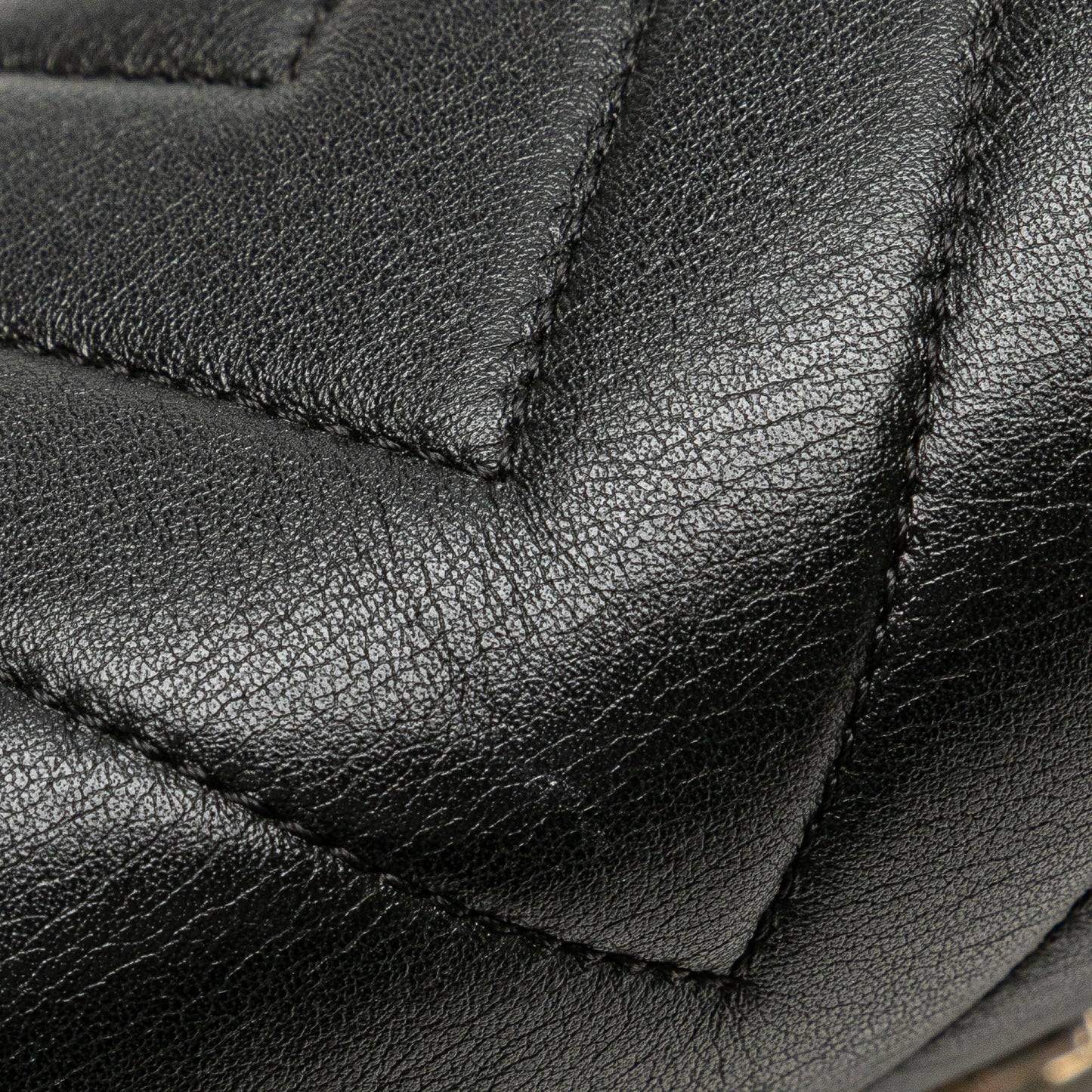 Chanel Old Medium Chevron Calfskin Boy Flap Black