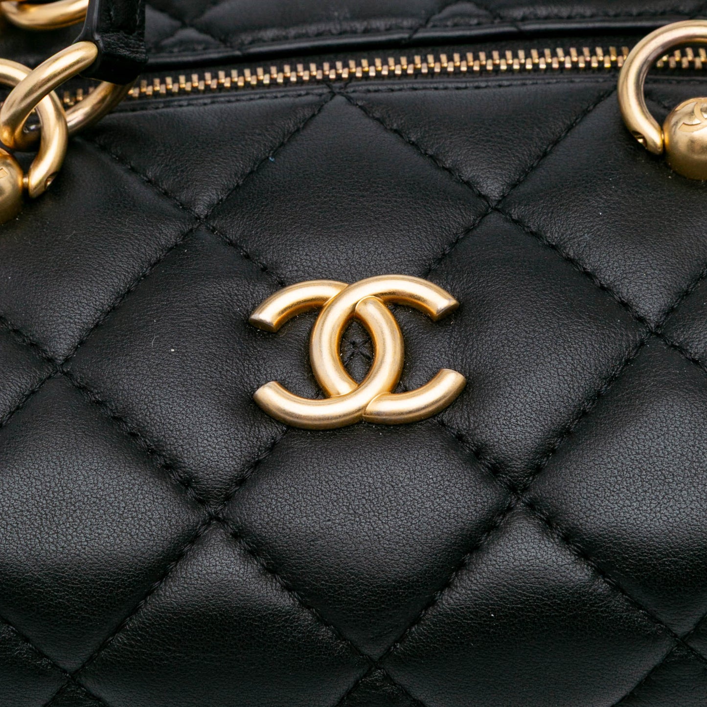 Chanel MÃ©tiers d'Art CC Quilted Lambskin Box Top Handle Satchel Black