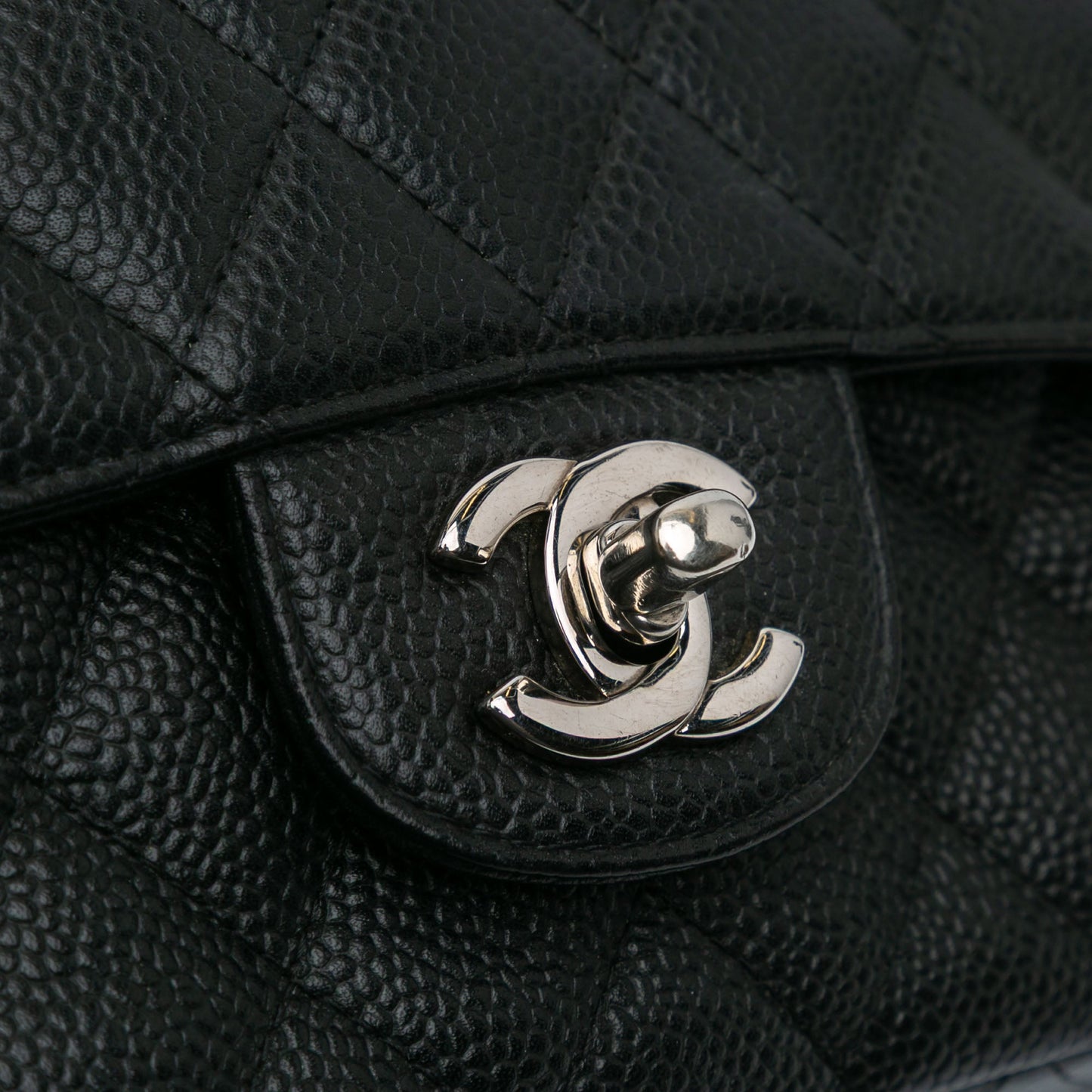 Chanel Medium Classic Caviar Double Flap Black