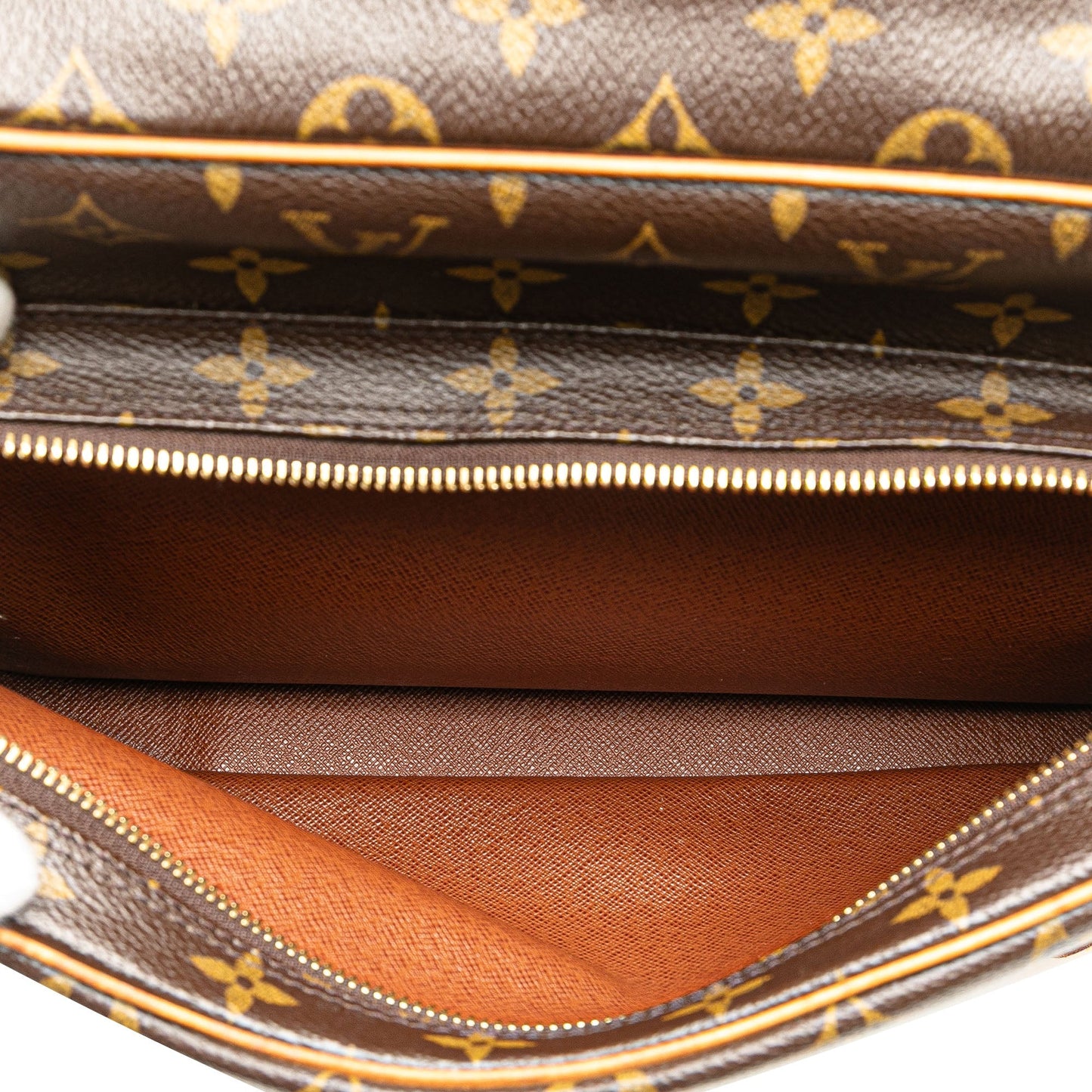 Louis Vuitton Monogram Nil Crossbody Brown