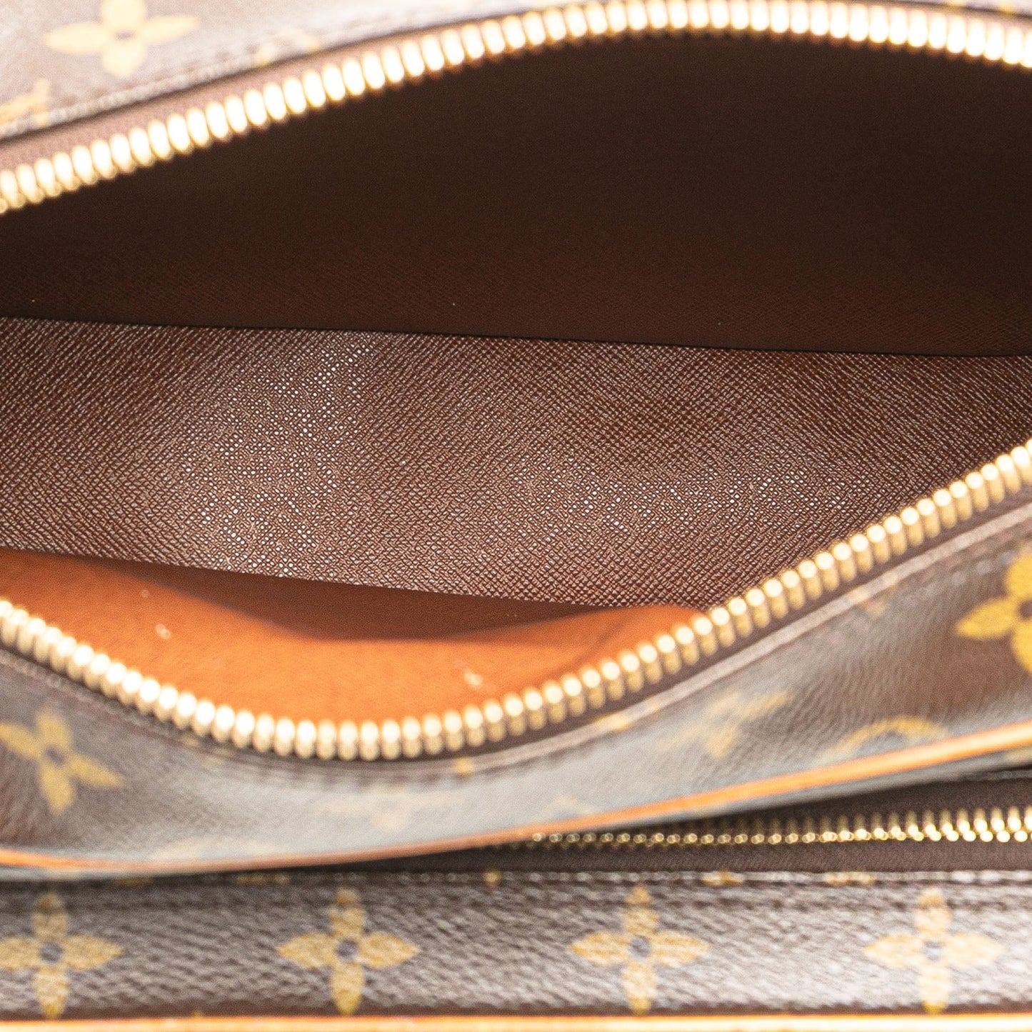 Louis Vuitton Monogram Nil Crossbody Brown