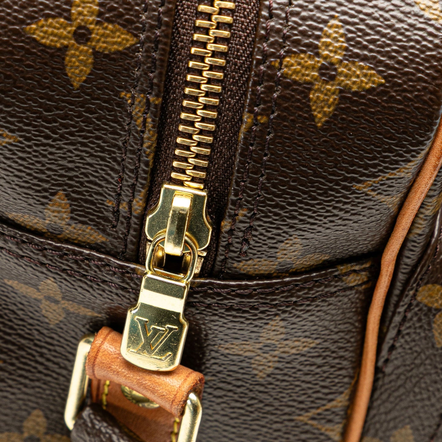Louis Vuitton Monogram Nil Crossbody Brown