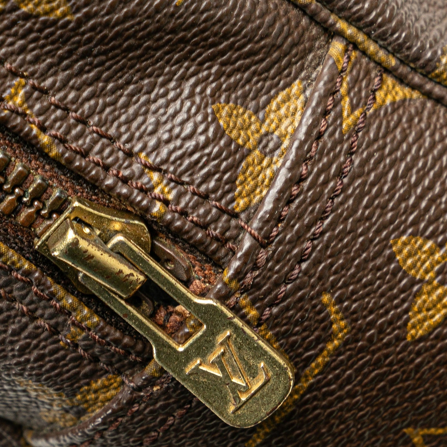 Louis Vuitton Monogram Trousse Toilette 28 Brown