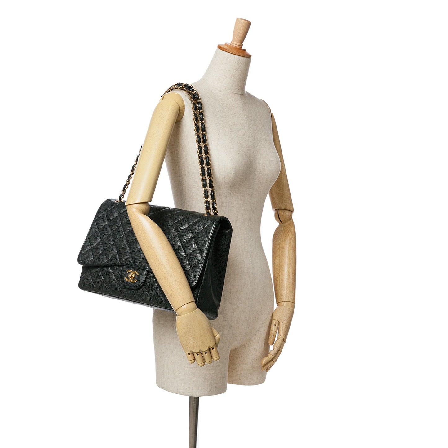 Chanel Maxi Classic Caviar Single Flap Black